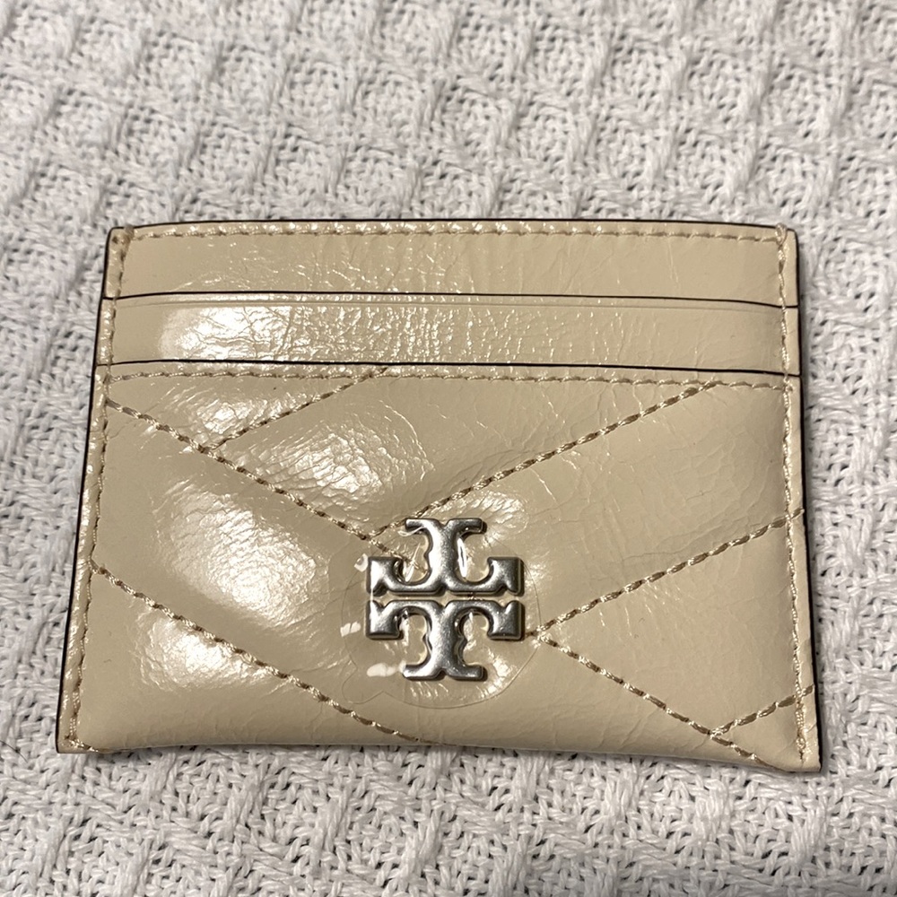 TORY BURCH BRAND NEW cream cardholder/wallet. 3 slots on front and back- 6 total